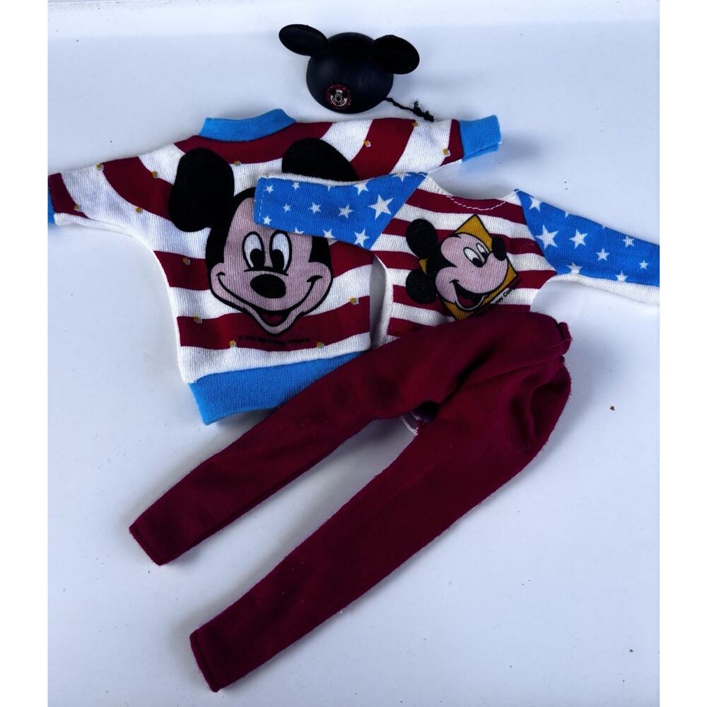 VTG DISNEY Barbie Doll Heart Family Visits Disneyland 80's 90's Outfits Clothes